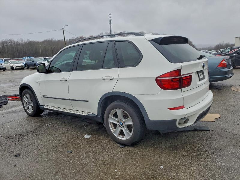5UXZW0C53CL668258 - 2012 BMW X5 XDRIVE35D 白色 照片 2