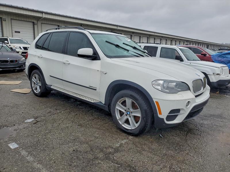 5UXZW0C53CL668258 - 2012 BMW X5 XDRIVE35D 白色 照片 4