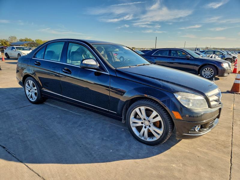 WDDGF81X19F277957 - 2009 MERCEDES-BENZ C 300 4MATIC BLACK photo 4