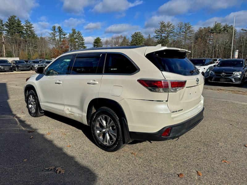5TDJKRFHXFS168878 - 2015 TOYOTA HIGHLANDER XLE WHITE photo 3