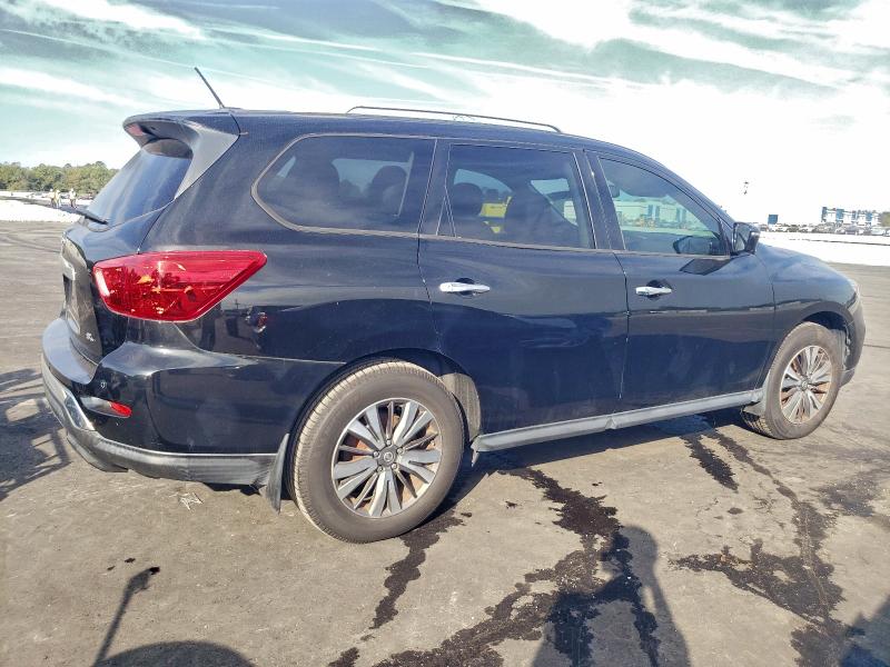5N1DR2MN3HC659897 - 2017 NISSAN PATHFINDER S BLACK photo 3