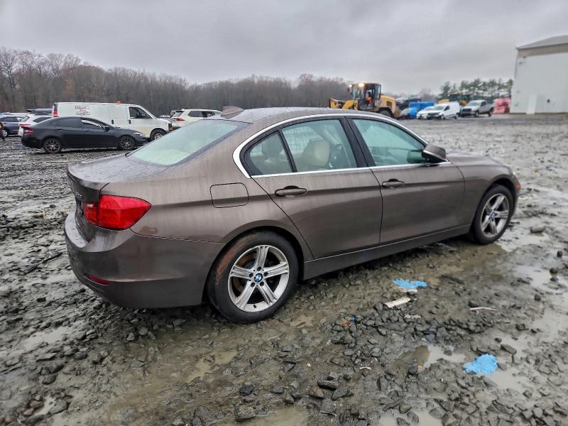 WBA3B5G56FNS11623 - 2015 BMW 328 XI SULEV BROWN photo 3