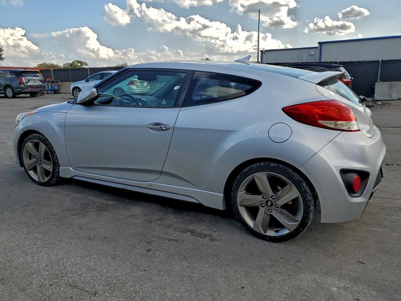 KMHTC6AE8DU100441 - 2013 HYUNDAI VELOSTER TURBO ვერცხლისფერი ფოტო 2