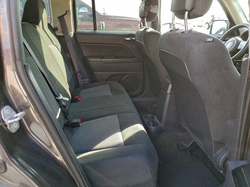 1C4NJRBB0GD781465 - 2016 JEEP PATRIOT SPORT Қара фото 11