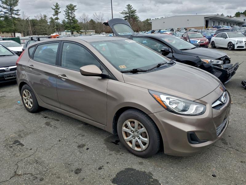 KMHCT5AE4CU009188 - 2012 HYUNDAI ACCENT GLS თაფლისფერი ფოტო 4