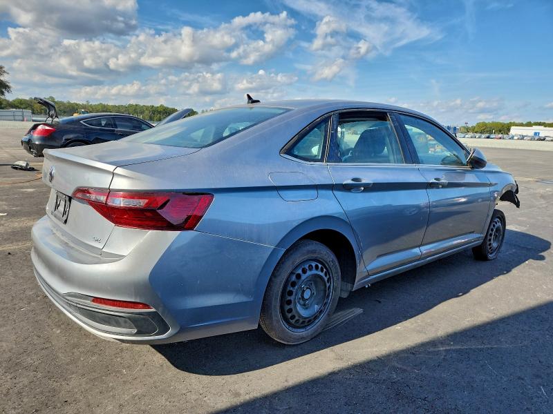 3VWEM7BU4RM092708 - 2024 VOLKSWAGEN JETTA SE SILVER photo 3