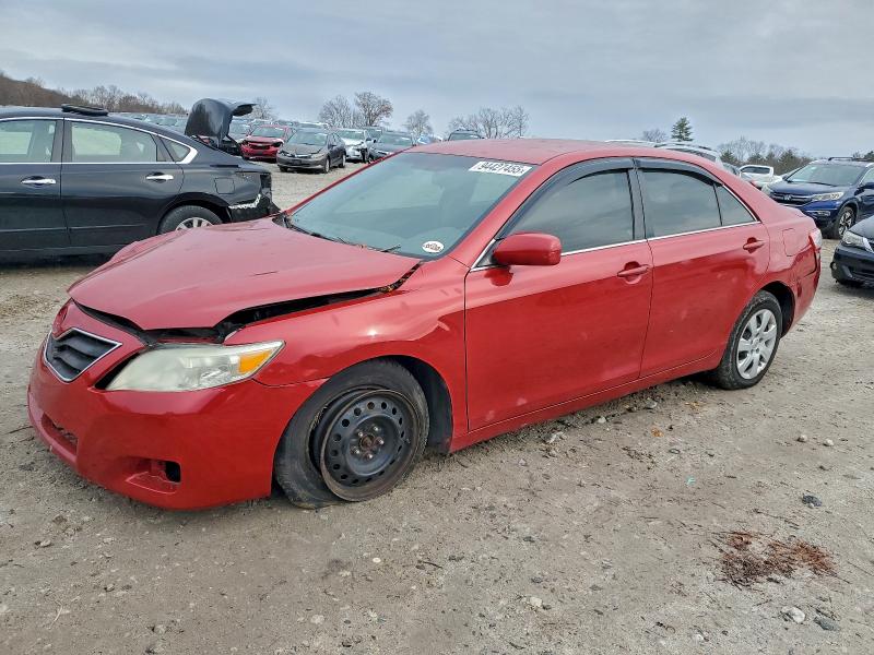 4T4BF3EK0AR027438 - 2010 TOYOTA CAMRY BASE RED photo 1