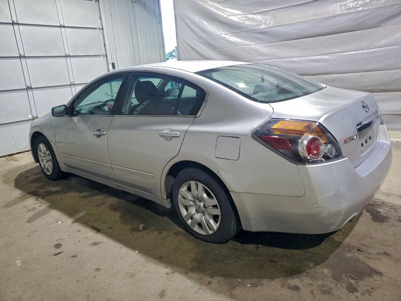 1N4AL2AP3AN438072 - 2010 NISSAN ALTIMA BASE SILVER photo 2
