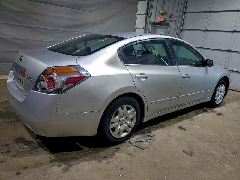 1N4AL2AP3AN438072 - 2010 NISSAN ALTIMA BASE SILVER photo 3