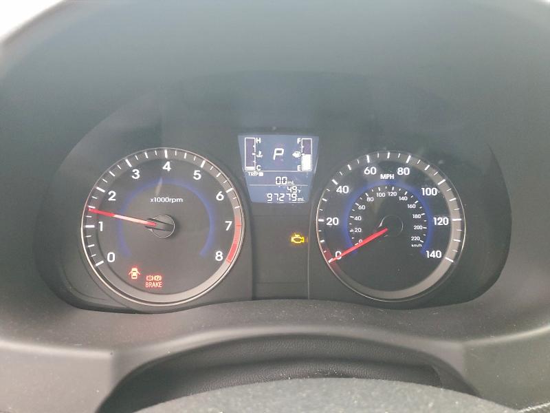 KMHCT4AE5GU158001 - 2016 HYUNDAI ACCENT SE 白色 照片 9