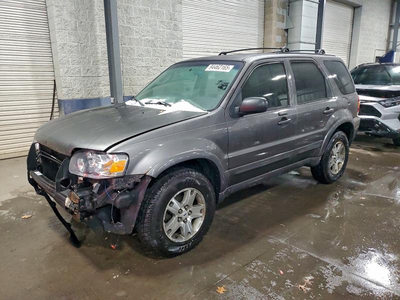2005 FORD ESCAPE LIMITED, 