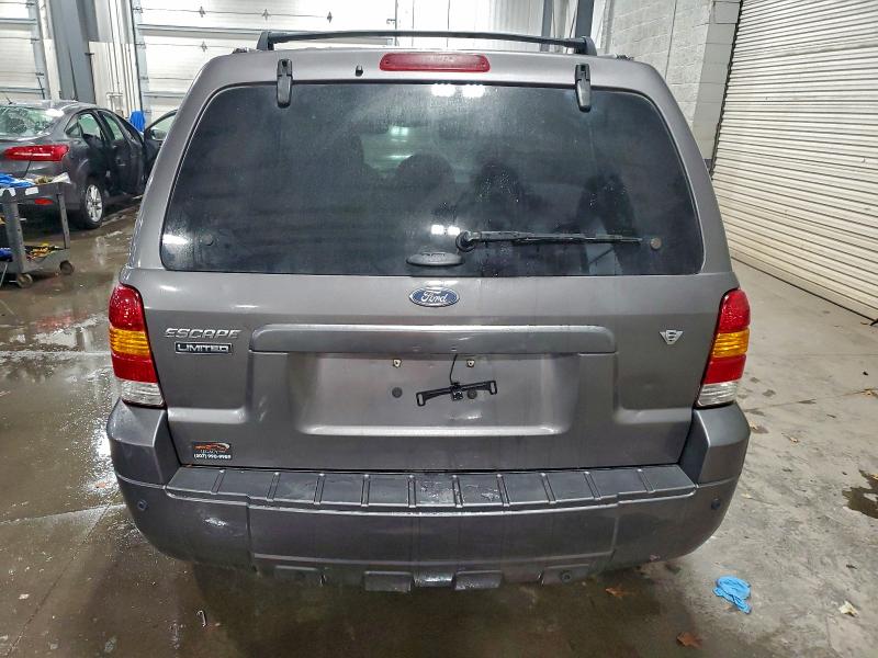 1FMCU94155KB67177 - 2005 FORD ESCAPE LIMITED 灰色 照片 6
