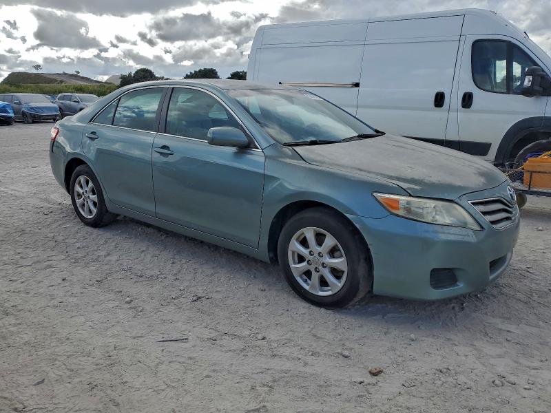 4T1BF3EK5BU620269 - 2011 TOYOTA CAMRY BASE TEAL photo 4