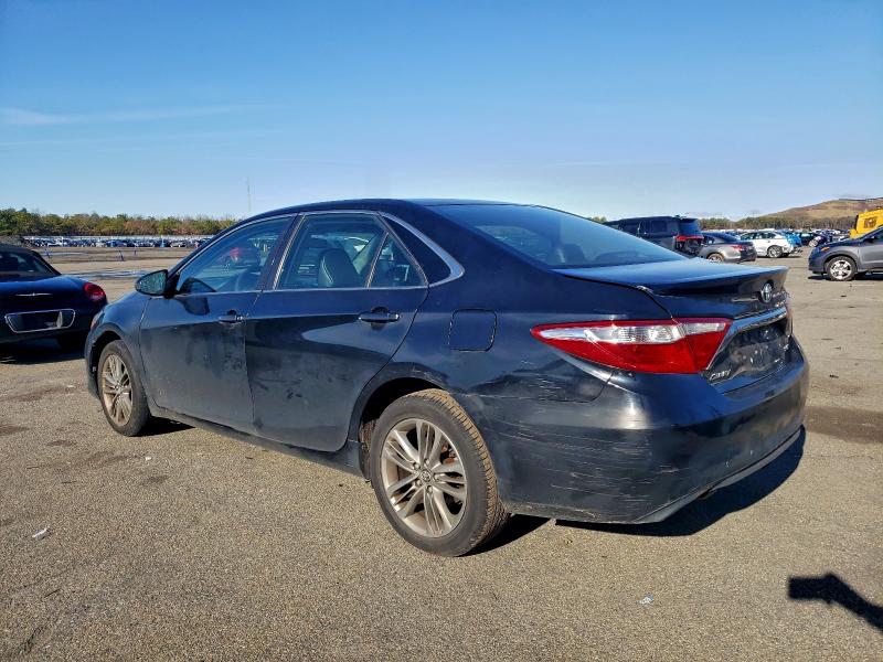 4T1BF1FK3HU334190 - 2017 TOYOTA CAMRY LE CHARCOAL photo 2