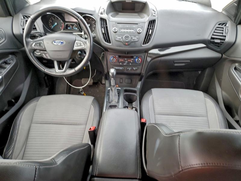 1FMCU9GD9HUB84899 - 2017 FORD ESCAPE SE თეთრი ფოტო 8