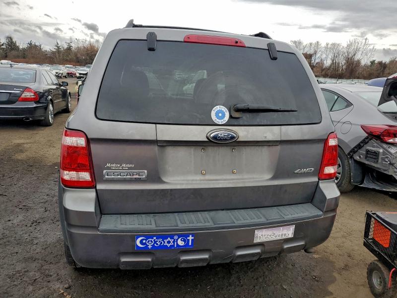 1FMCU93G89KA02798 - 2009 FORD ESCAPE XLT ნაცრისფერი ფოტო 6