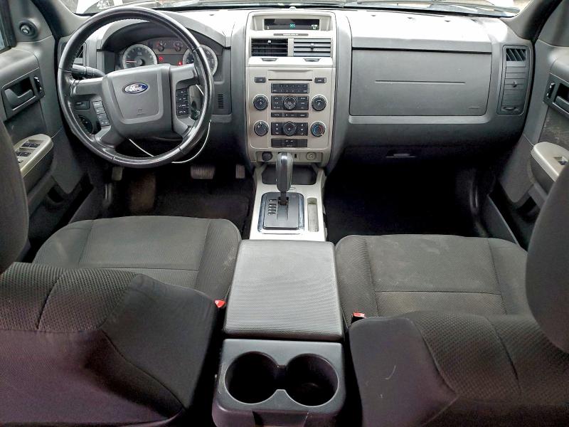 1FMCU93G89KA02798 - 2009 FORD ESCAPE XLT ნაცრისფერი ფოტო 8