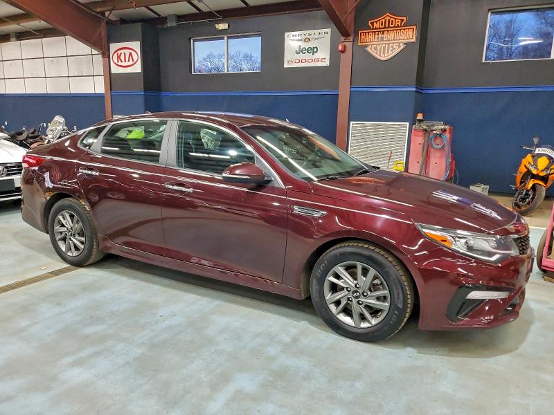 5XXGT4L37KG363416 - 2019 KIA OPTIMA LX BURGUNDY photo 4