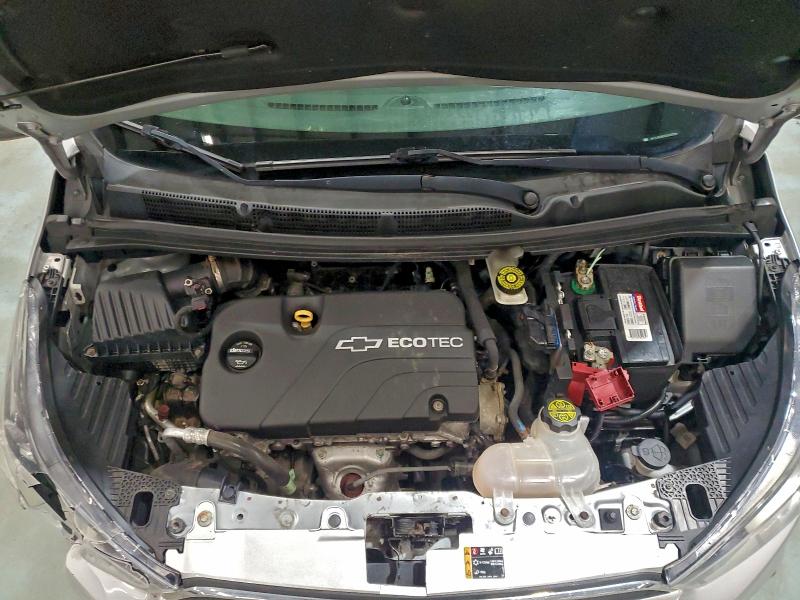 KL8CD6SA3JC470736 - 2018 CHEVROLET SPARK 1LT SILVER photo 11