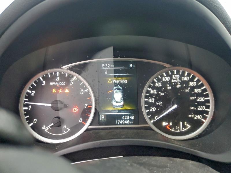 3N1AB7AP2JY238400 - 2018 NISSAN SENTRA S WHITE photo 9