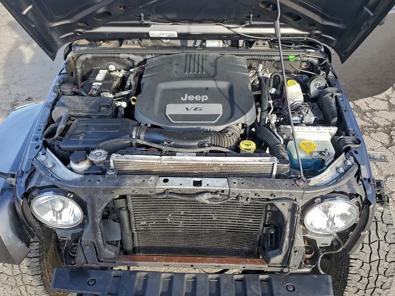 1C4BJWDG8JL809777 - 2018 JEEP WRANGLER U SPORT Сұр фото 11