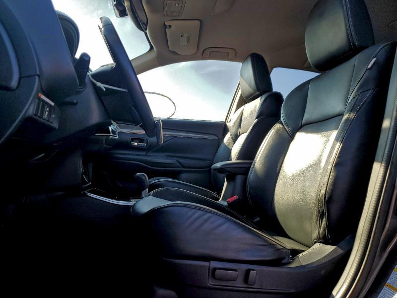 JA4AD3A35KZ006520 - 2019 MITSUBISHI OUTLANDER SE ნაცრისფერი ფოტო 7