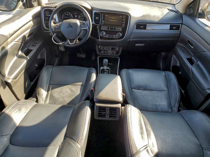 JA4AD3A35KZ006520 - 2019 MITSUBISHI OUTLANDER SE ნაცრისფერი ფოტო 8