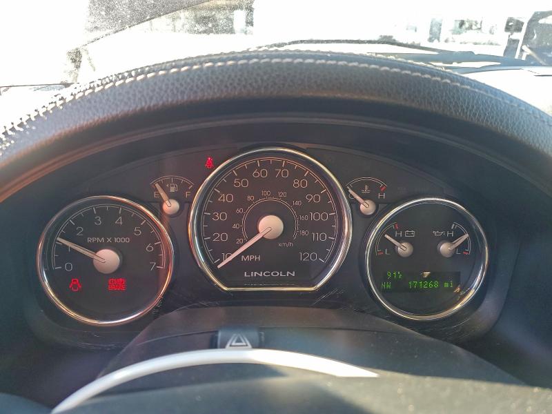 5LTPW16576FJ21388 - 2006 LINCOLN MARK LT MAROON photo 9