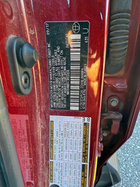 NMTKHMBX7JR037658 - 2018 TOYOTA C-HR XLE Rot Foto 12