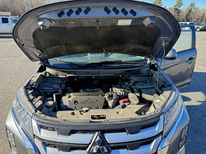 JA4AR3AUXLU026786 - 2020 MITSUBISHI OUTLANDER ES GRAY photo 8