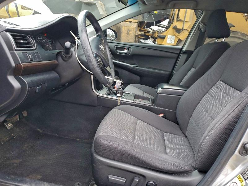 4T4BF1FK5FR509011 - 2015 TOYOTA CAMRY LE 银色 照片 7