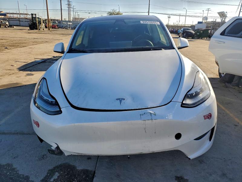 7SAYGDEE0PA093981 - 2023 TESLA MODEL Y WHITE photo 5