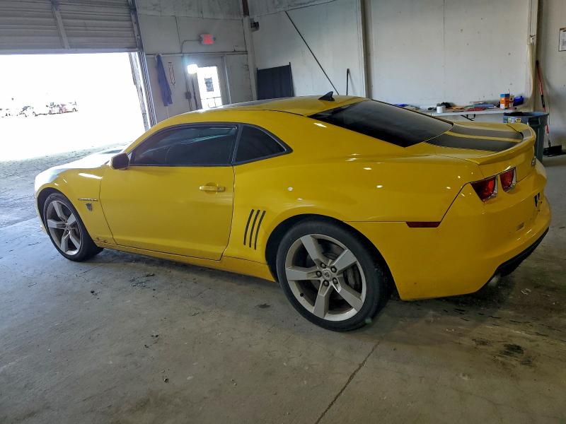 2G1FK1EJ6A9149105 - 2010 CHEVROLET CAMARO SS YELLOW photo 2