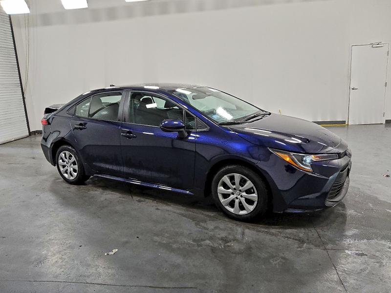 5YFB4MDE6SP271356 - 2025 TOYOTA COROLLA LE BLACK photo 4