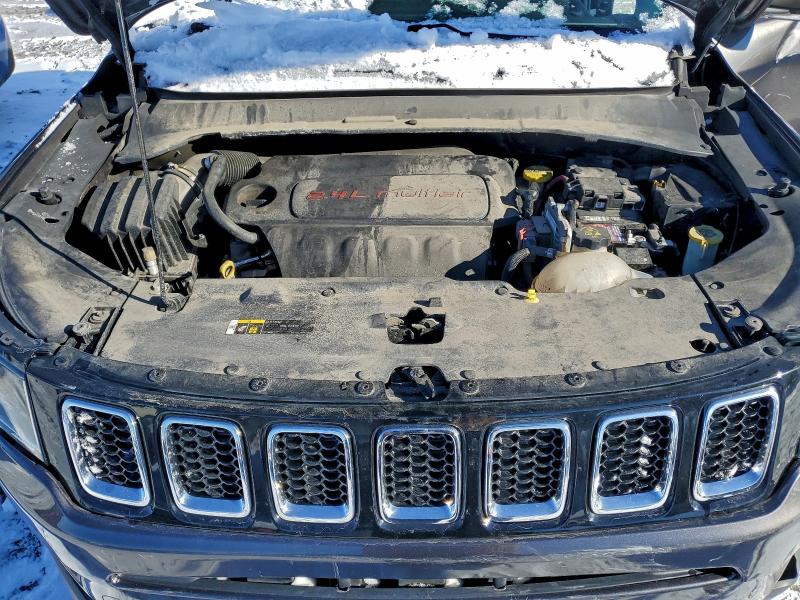 3C4NJDCB9JT212097 - 2018 JEEP COMPASS LIMITED ნაცრისფერი ფოტო 12