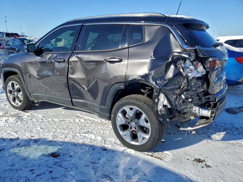 3C4NJDCB9JT212097 - 2018 JEEP COMPASS LIMITED ნაცრისფერი ფოტო 2