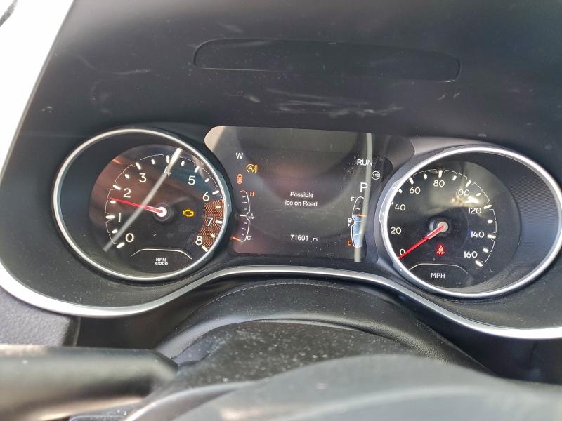 3C4NJDCB9JT212097 - 2018 JEEP COMPASS LIMITED ნაცრისფერი ფოტო 9