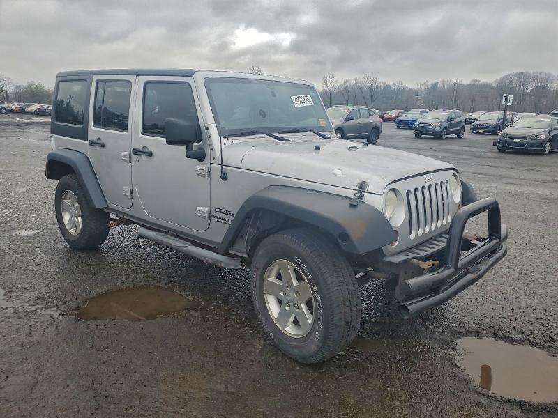 1J4BA3H1XBL557501 - 2011 JEEP WRANGLER U SPORT Silber Foto 4