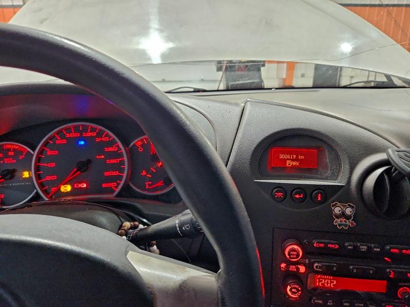 2G2WP522041342693 - 2004 PONTIAC GRAND PRIX GT 白色 照片 9