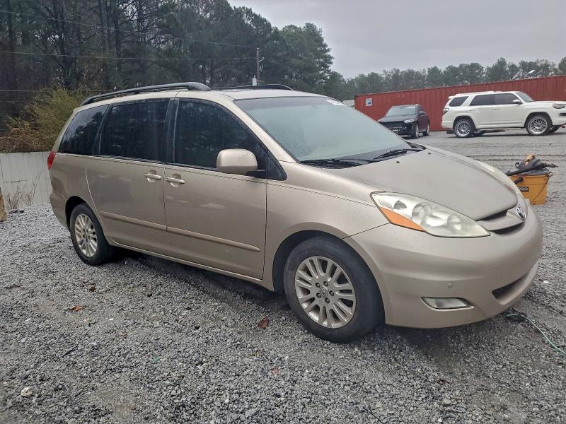 5TDYK4CC3AS328151 - 2010 TOYOTA SIENNA XLE GOLD photo 4