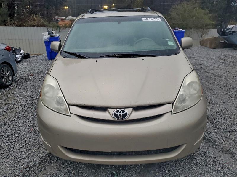 5TDYK4CC3AS328151 - 2010 TOYOTA SIENNA XLE GOLD photo 5