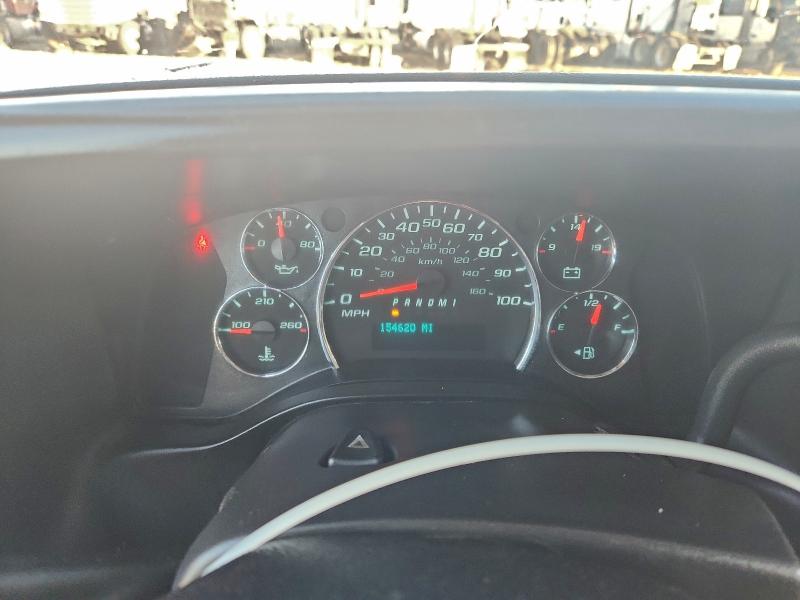 1GCWGAFG9H1165311 - 2017 CHEVROLET EXPRESS G2 WHITE photo 9