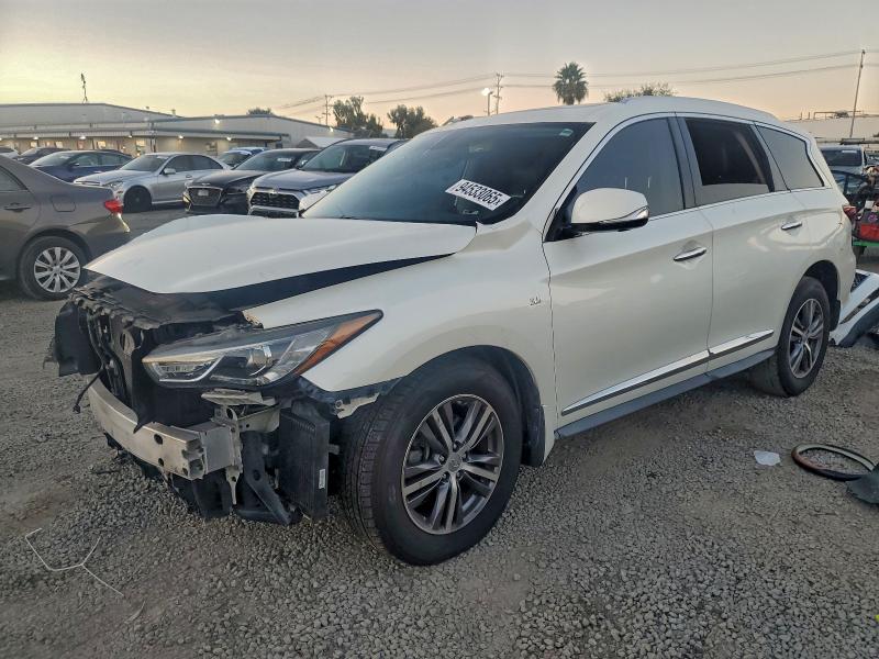 2017 INFINITI QX60, 