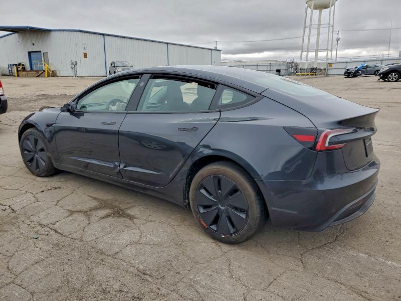 5YJ3E1EA2SF024360 - 2025 TESLA MODEL 3 BLACK photo 2