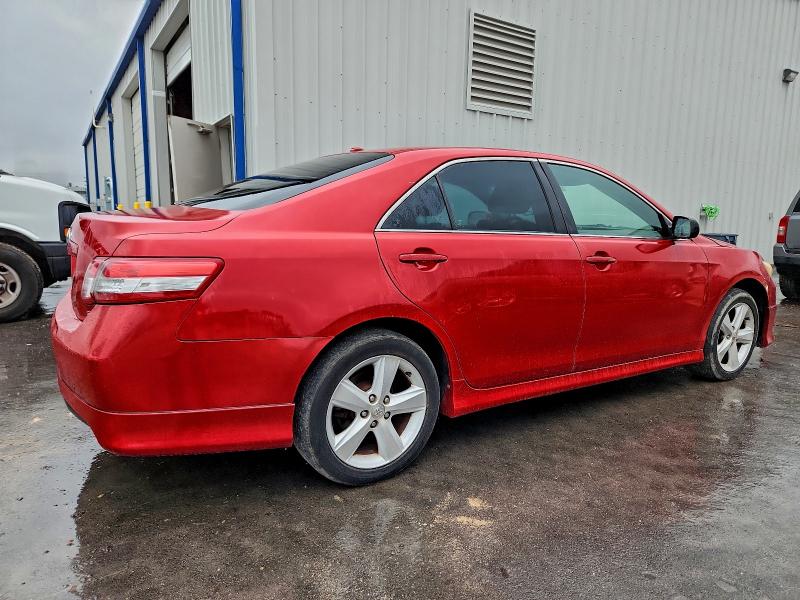 4T1BF3EK9BU149484 - 2011 TOYOTA CAMRY BASE RED photo 3