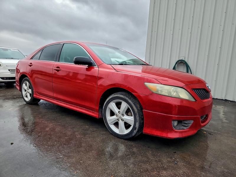 4T1BF3EK9BU149484 - 2011 TOYOTA CAMRY BASE RED photo 4