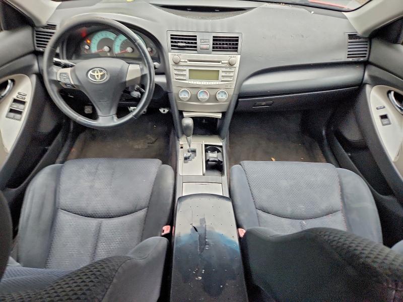 4T1BF3EK9BU149484 - 2011 TOYOTA CAMRY BASE RED photo 8