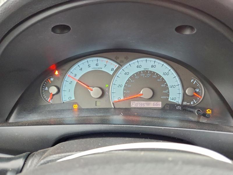 4T1BF3EK9BU149484 - 2011 TOYOTA CAMRY BASE RED photo 9