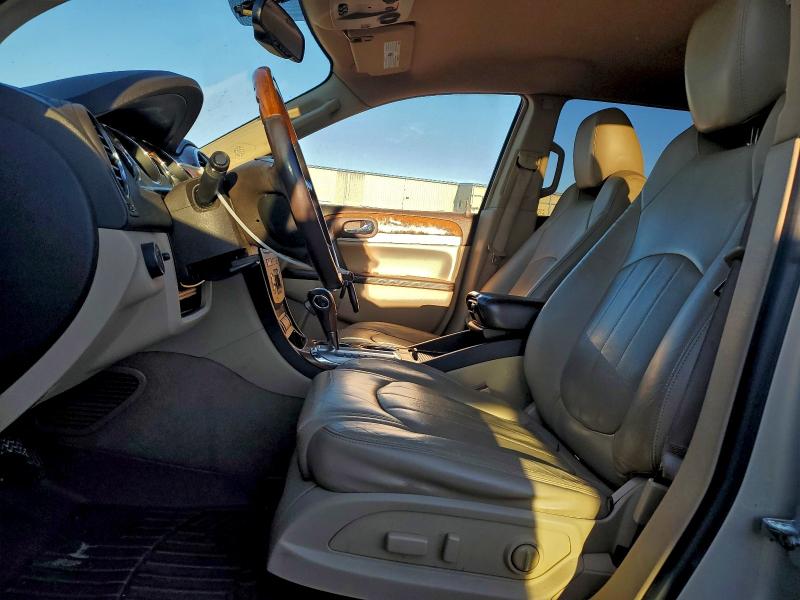 5GALRBED4AJ170871 - 2010 BUICK ENCLAVE CXL GOLD photo 7