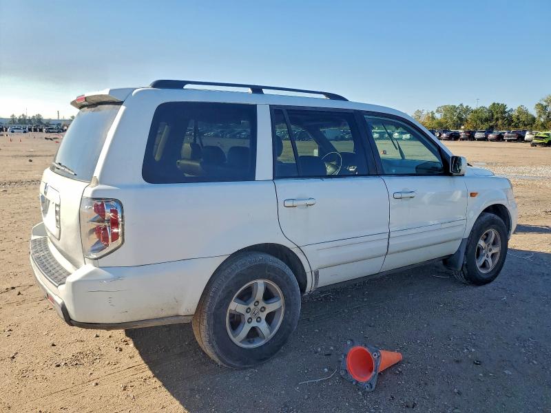 5FNYF28568B026113 - 2008 HONDA PILOT EXL WHITE photo 3